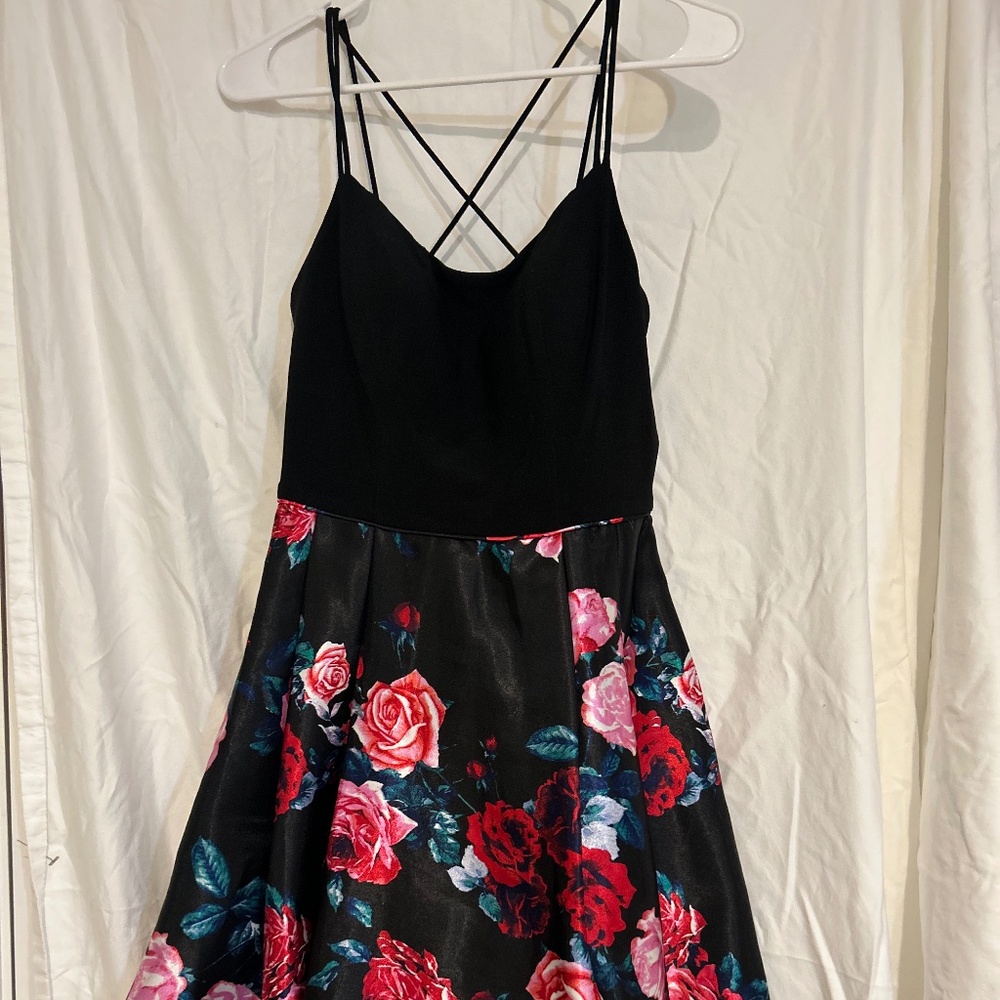 Blondie Nites by Stacy Solar dress size 3